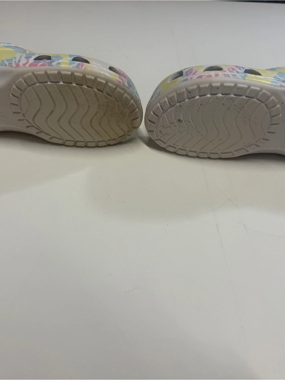 Time and Tru Tie-Dye Clog Sandals - Yellow Multicolor - Picture 5 of 9